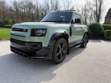 2023 Land Rover Defender 90