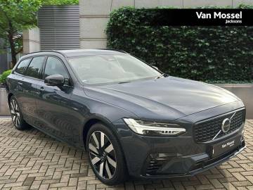 2025 Volvo V90
