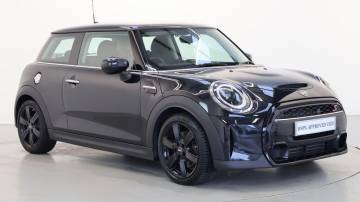 2022 MINI Hatch