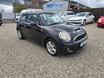 2013 MINI Hatch