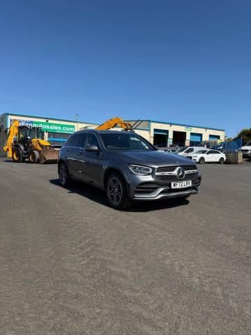 2022 Mercedes-Benz GLC
