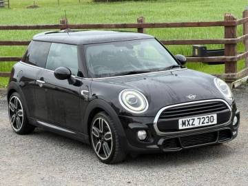 2018 MINI Hatch