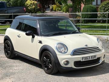 2013 MINI Hatch