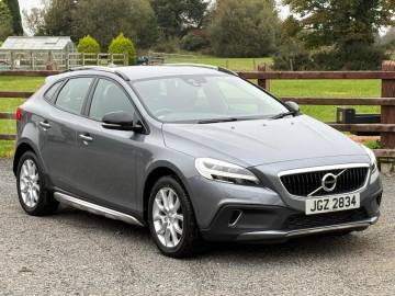 2018 Volvo V40 Cross Country