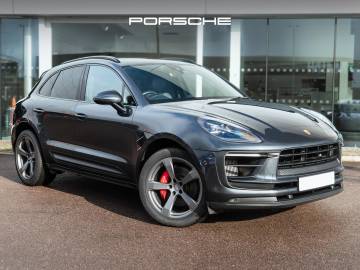 2025 Porsche Macan
