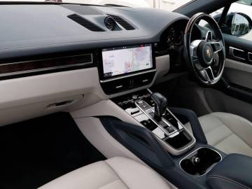 2020 Porsche Cayenne