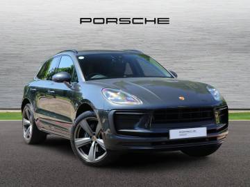 2022 Porsche Macan