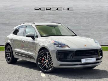 2025 Porsche Macan