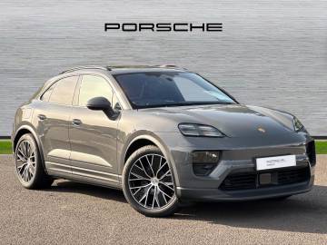 2025 Porsche Macan