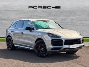 2023 Porsche Cayenne