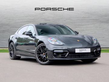 2022 Porsche Panamera