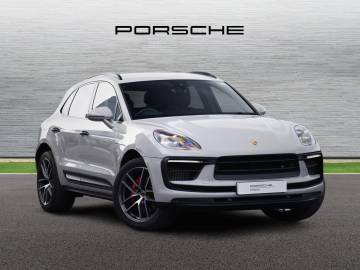 2022 Porsche Macan