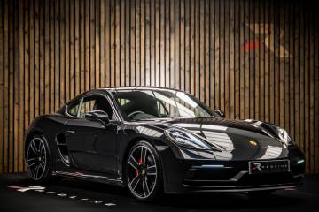 2024 Porsche 718 Cayman