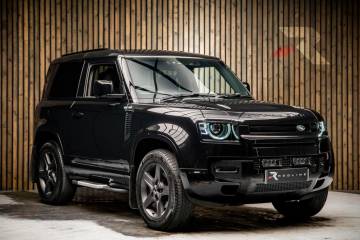 2023 Land Rover Defender 90