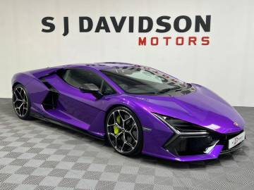 2024 Lamborghini Revuelto