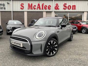 2022 MINI Hatch