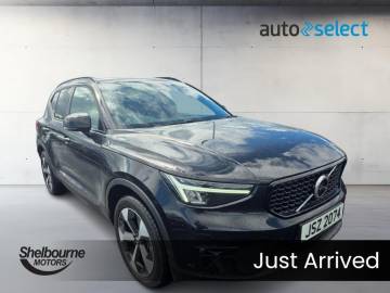 2025 Volvo XC40