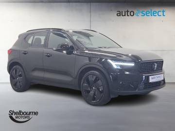 2025 Volvo XC40