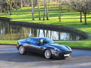 2004 Aston Martin Vanquish