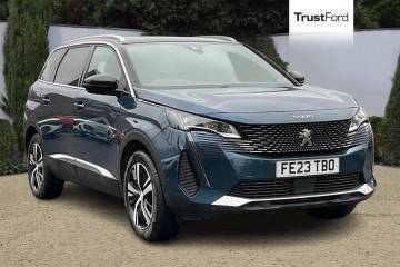 2023 Peugeot 5008