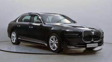 2025 BMW i7