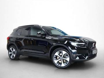2025 Volvo XC40