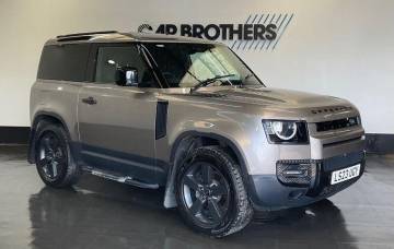 2023 Land Rover Defender 90