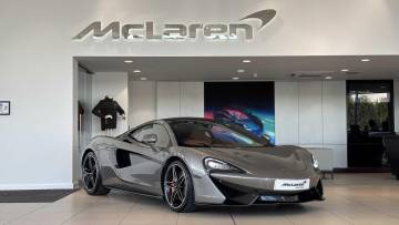 2017 McLaren 570GT