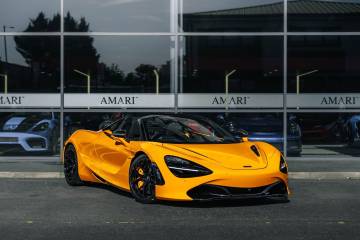 2022 McLaren 720S