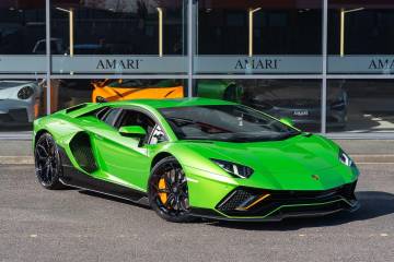 2022 Lamborghini Aventador
