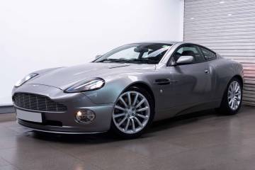 2003 Aston Martin Vanquish