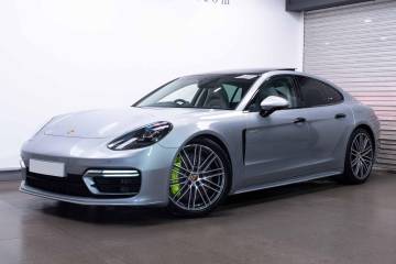 2022 Porsche Panamera