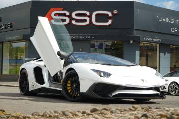 2017 Lamborghini Aventador
