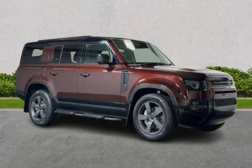 Land Rover Defender 130