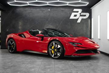 2022 Ferrari SF90 Spider