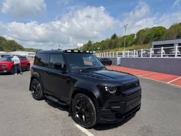 2026 Land Rover Defender 90