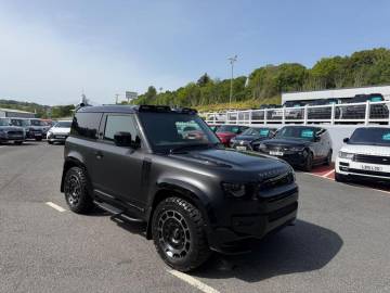 2026 Land Rover Defender 90