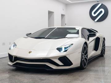 2017 Lamborghini Aventador