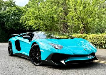 2016 Lamborghini Aventador