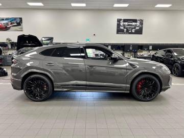 2026 Lamborghini Urus