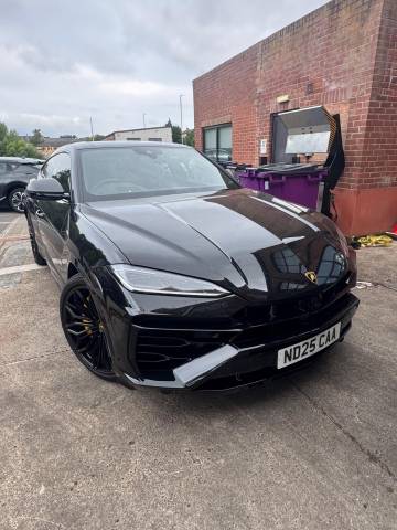 2025 Lamborghini Urus