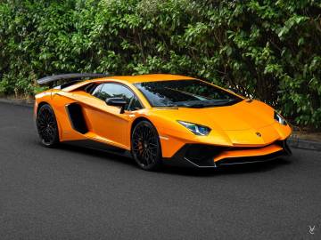 2016 Lamborghini Aventador