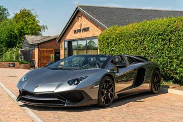 2016 Lamborghini Aventador