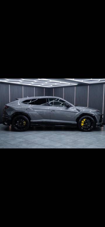 2022 Lamborghini Urus
