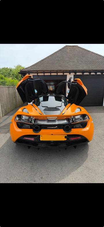 2023 McLaren 720S
