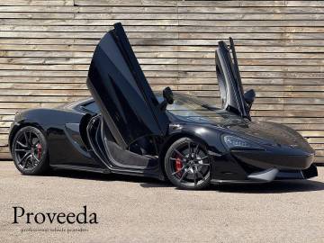 2017 McLaren 570GT