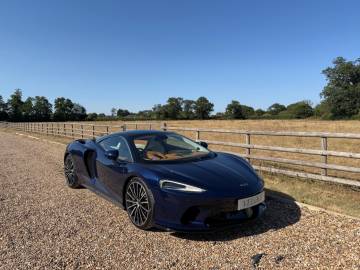 2020 McLaren GT