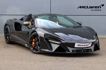 2025 McLaren Artura