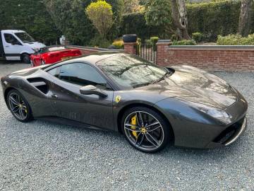 2016 Ferrari 488