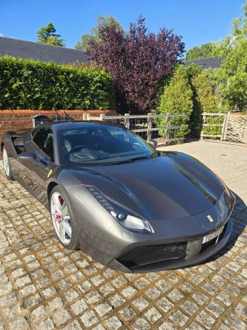 2016 Ferrari 488